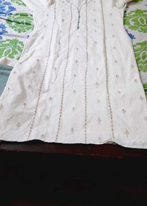 Elegant White Salwar Kameez Set