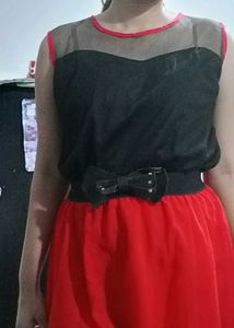 Pretty Black Red One Piece
