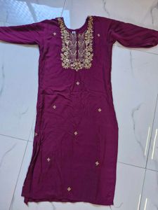 Daily Wear Beautiful Kurti Set