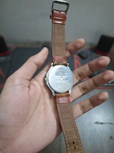 Beautiful Asgard Quartz Analog Watch