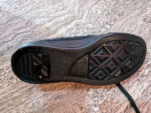 Unisex Converse 👟