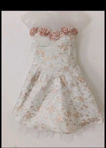 FLORAL PRINT APPLIQUE DRESS