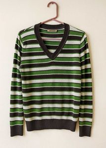 Stylish Vibrant V-Neck Pullover Unisex