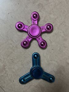 Fidget spinner