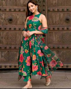 Floral Print Kurta Set