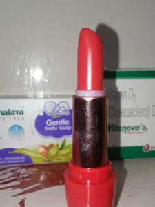 Gilmore Red &amp; Burgundy Lipstick Duo