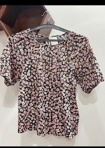 4 Women's Tops Bundle