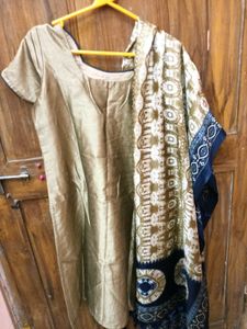 GentlyUsed KhakiColor kurti With BeautifulDupatta