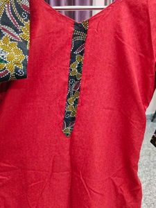 Red &amp; Black Batik Print Two-Piece Set