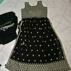 New Naira Suit Black