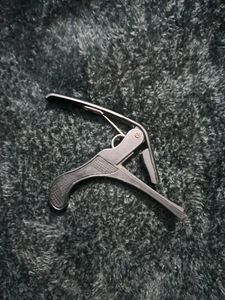 Music Gallery Clutch Guitar Capo (black)