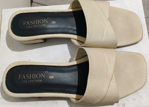 Trendy Elegant Beige Flats For Women
