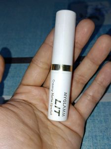 MyGlamm LIT Lipstick