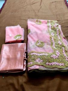 Pink Embellished Saree with blause piece