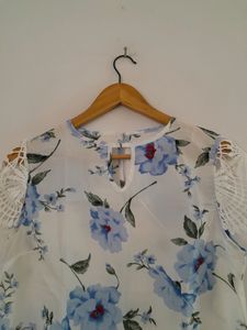 Blue Casual Top (Women&#39;s)