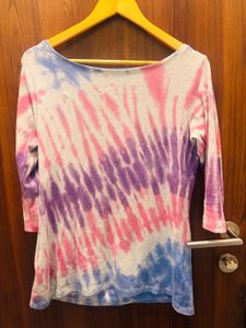 Tie-Dye 3/4 Sleeve Top