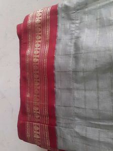 Elegant pattu saree without blouse