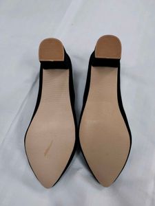 Elegant Black Block Heel Pumps (CO)
