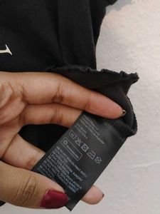 H&amp;M Crop Top. No Defects.