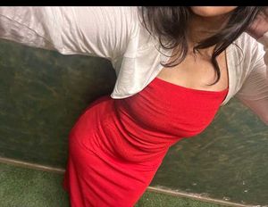 Crop Shrug🤍