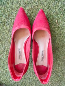 Red Pointed Heels(just need to washed it)