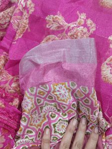 Pink Floral Print Saree