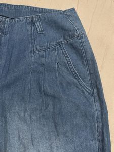 Light Wash Denim Jeans