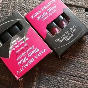 Dual Pack Of Lipsticks