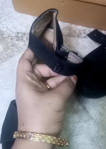 Black Heel