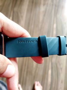 fastrack smart watch
