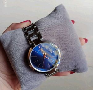 Analog Watch _ For Women VH0000008B