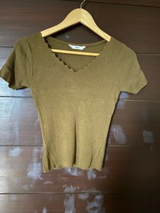 ONLY Women’s Ribbed V Neck Top (S)