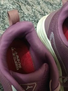 Sports Shoes Very Comfortable And Light Weight