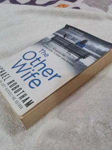 The Other Wife - Thriller original book