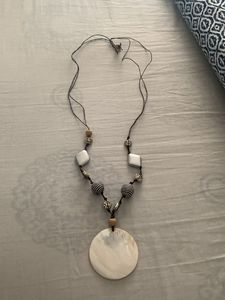 Boho Chic Shell Pendant Necklace