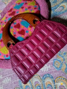 Saolain Style Pink Clutch