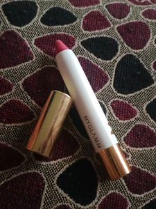 Myglamm Matte Lip Crayon✨