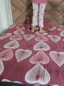 Heart Pattern Bedsheet king size
