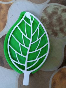 Artistic Soap Case In Leaf Shape