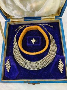 Vintage Jewelry Set