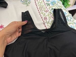 4 Sports Bra