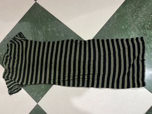 Striped One Piece ( Mere Pas 2 Ek Jaise Dress Hai)