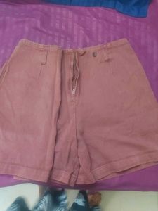 It Is DENIM SHORT LIKE SKRIT