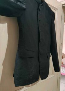 Black 🐈‍⬛ Jodhpuri