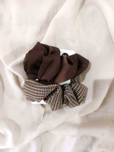 Elegant Duo Scrunchie Set –Classic Brown & Vintage