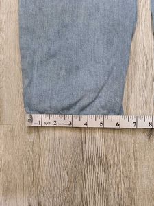 Ma2464 Van Heusen jeans waist 30 inches