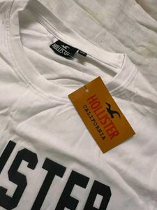 Hollister T-shirt