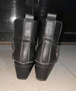 El Paso Black Leather Boots 🖤