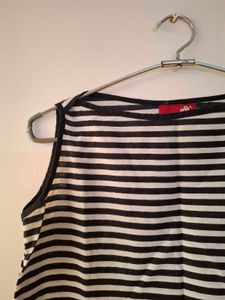 Pinteresty Striped Sleeveless Kurti