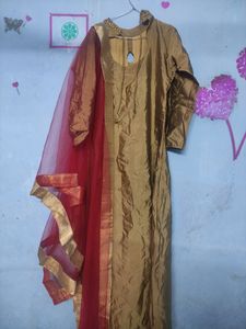 Dewaani Mastani Tapta Lehenga